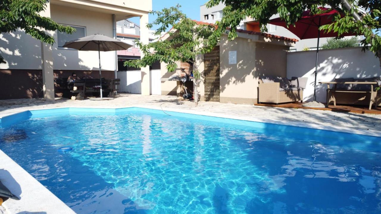 Holiday Retreat Apartment - ザダル エクステリア 写真
