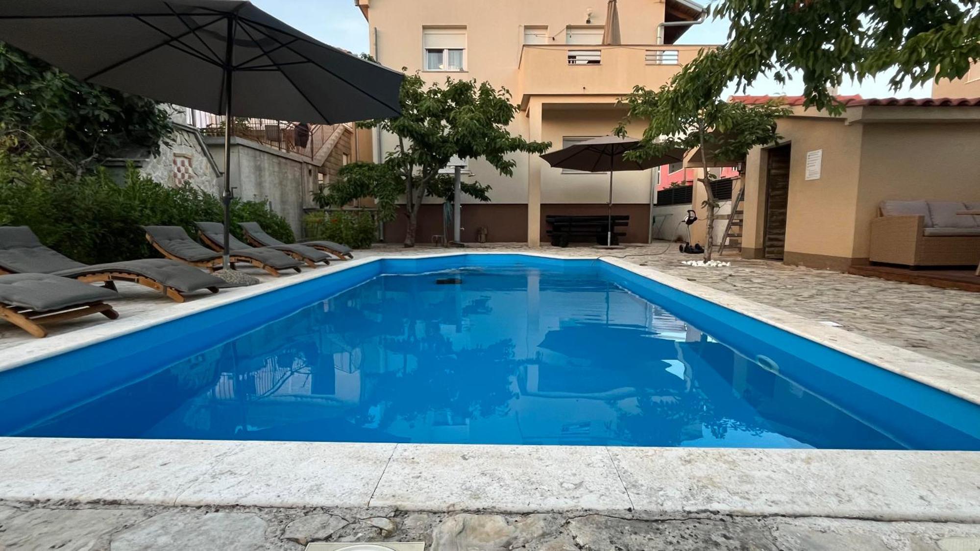 Holiday Retreat Apartment - ザダル エクステリア 写真