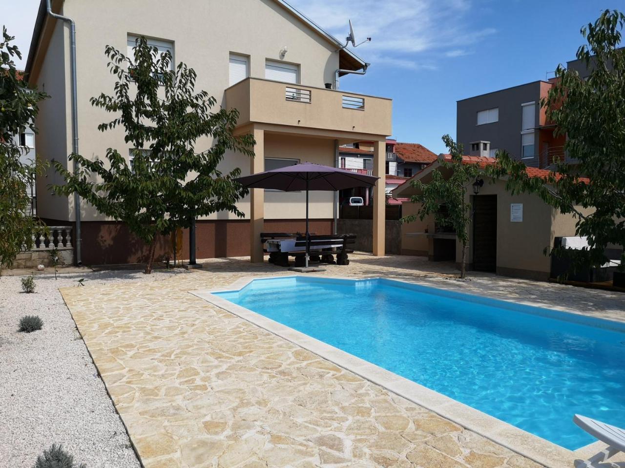 Holiday Retreat Apartment - ザダル エクステリア 写真